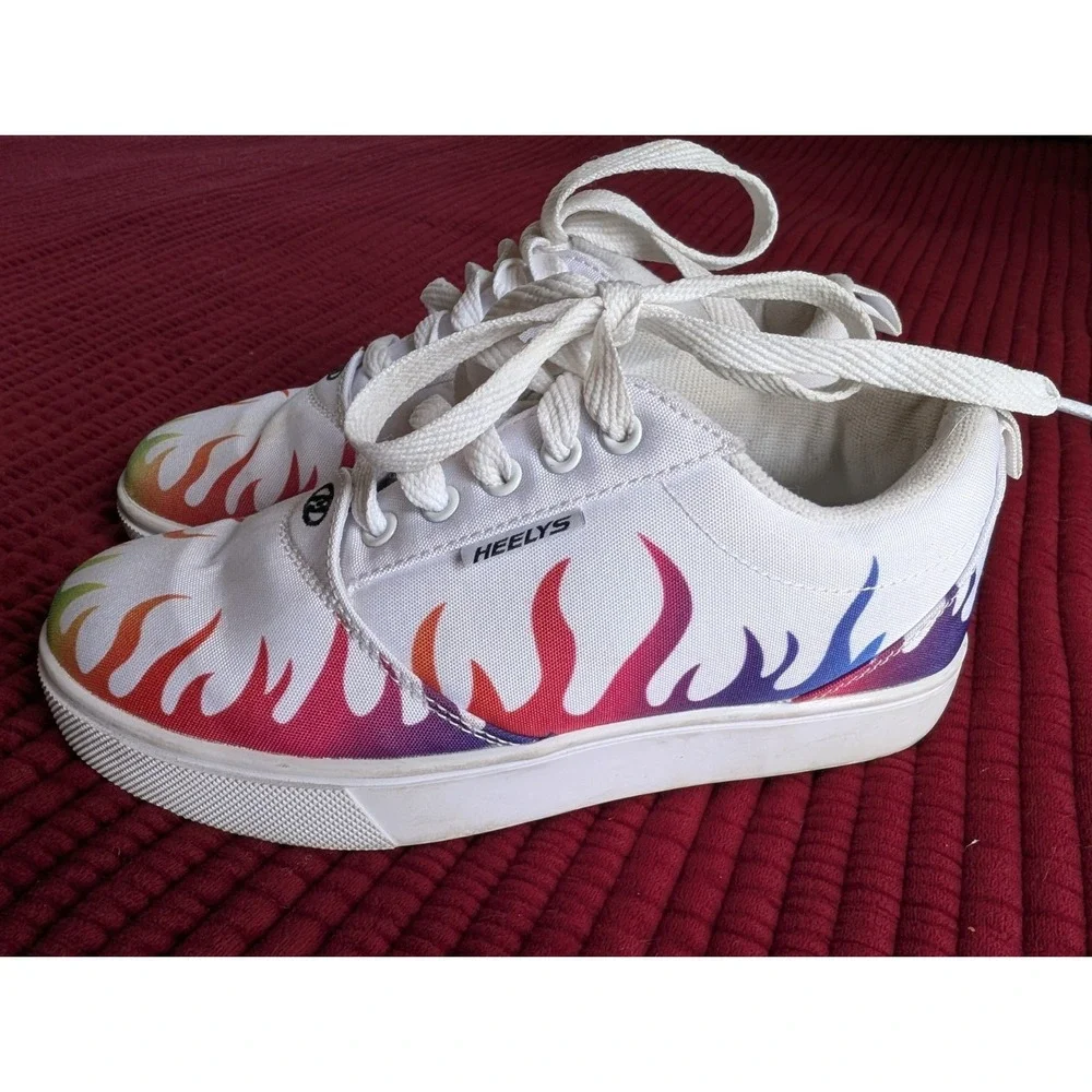 Heelys Pro 20 Rainbow Flames Sneakers Youth Size 4 Shoes Kids White Wheels